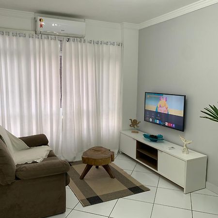 Apartamento Em Santos No Gonzaga Em Frente A Praia Eksteriør bilde