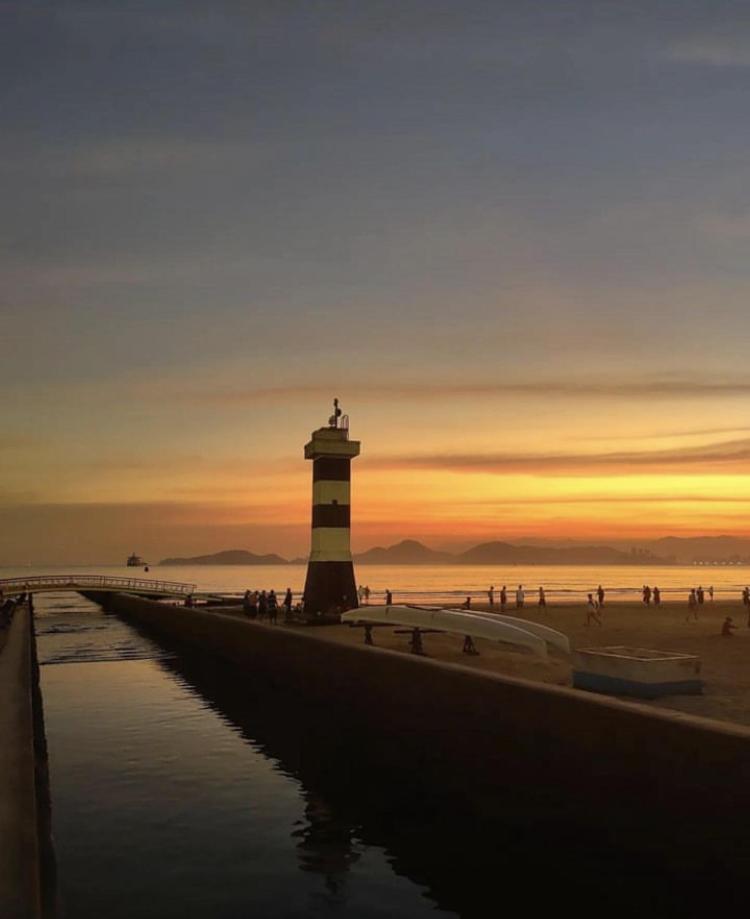 Apartamento Em Santos No Gonzaga Em Frente A Praia Eksteriør bilde